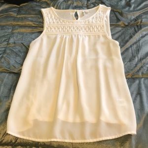 White sleeveless Elle top